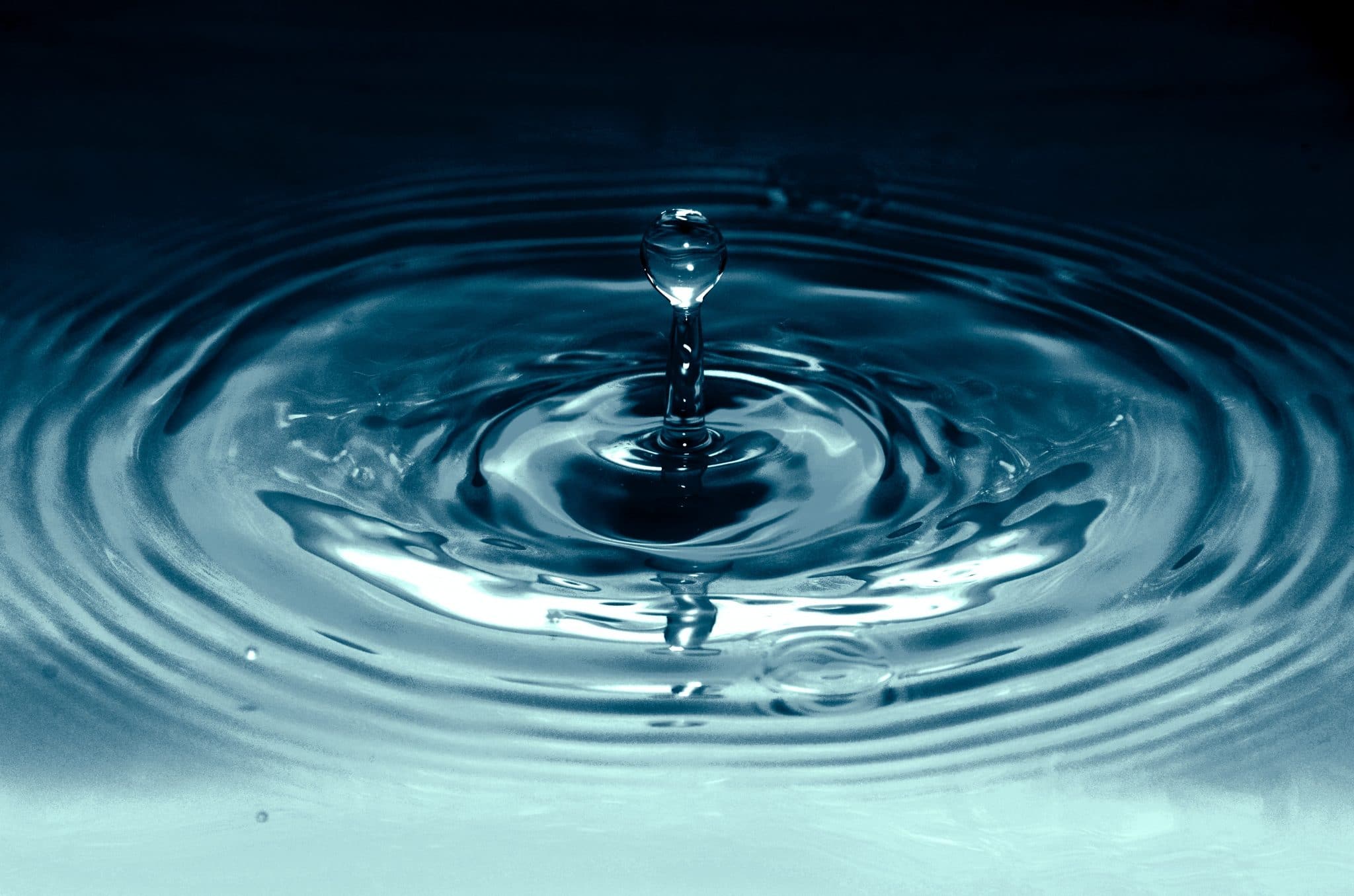 Using Bacteriostatic Water vs. Sterile Water